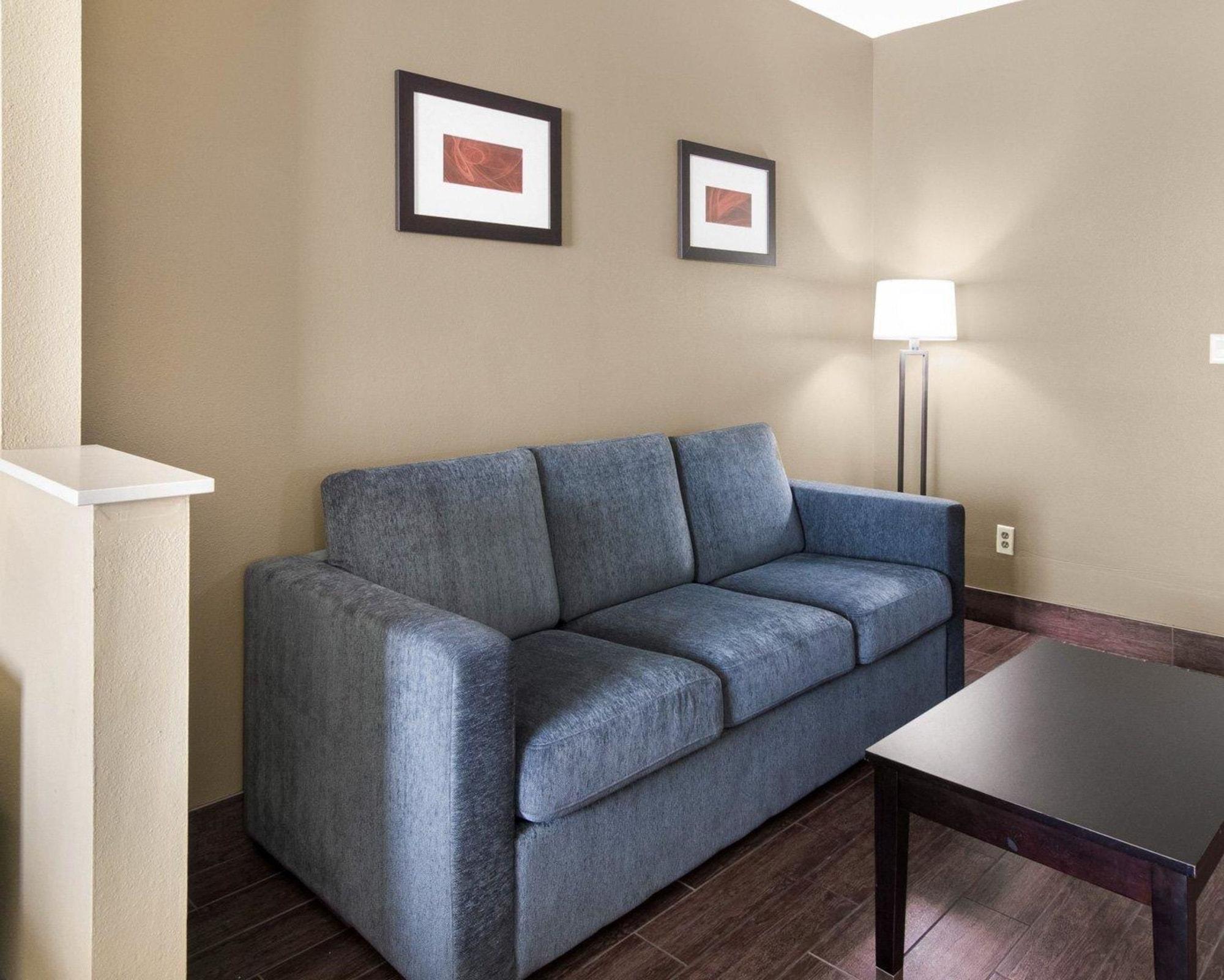 Comfort Suites Одеса Екстер'єр фото