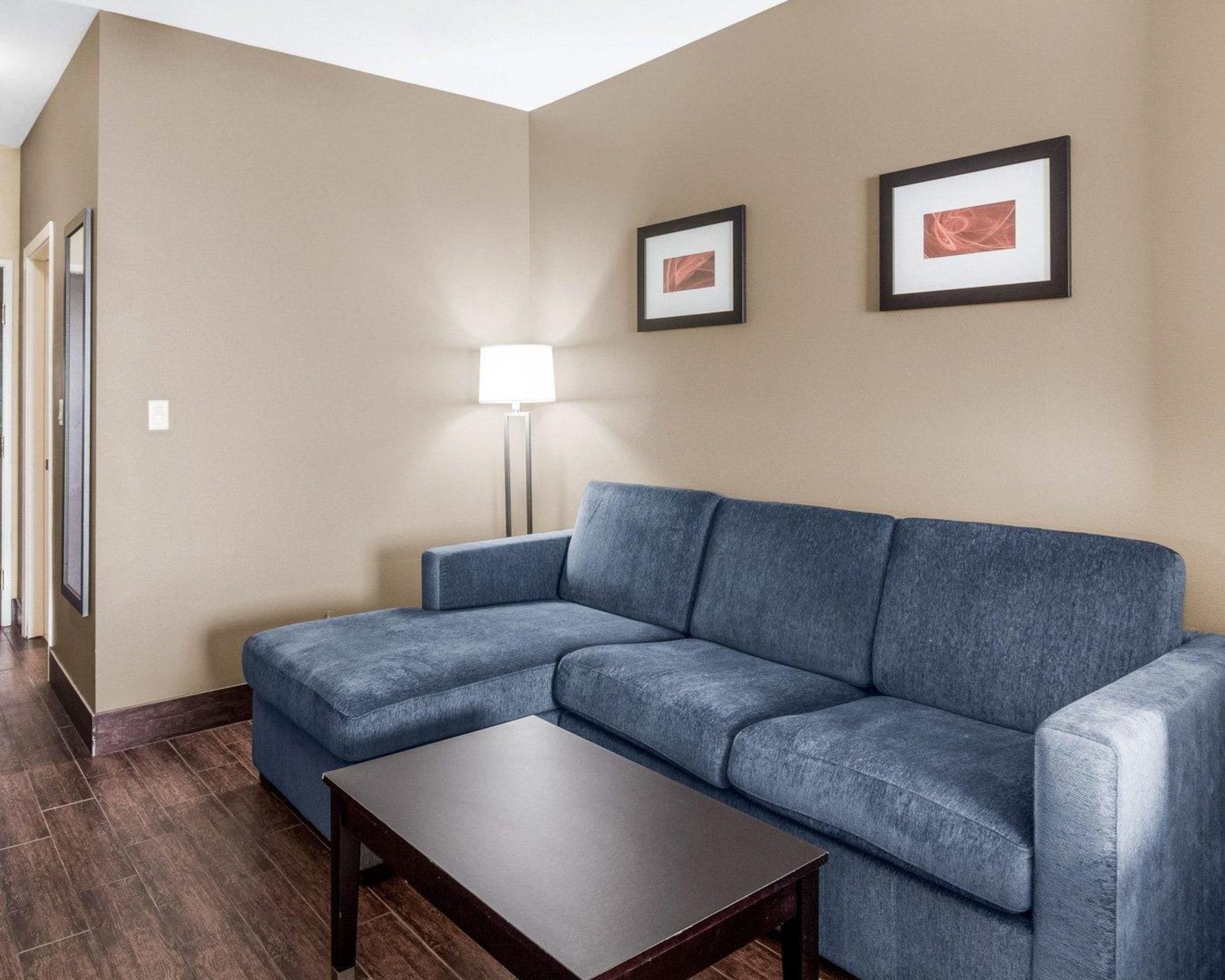 Comfort Suites Одеса Екстер'єр фото