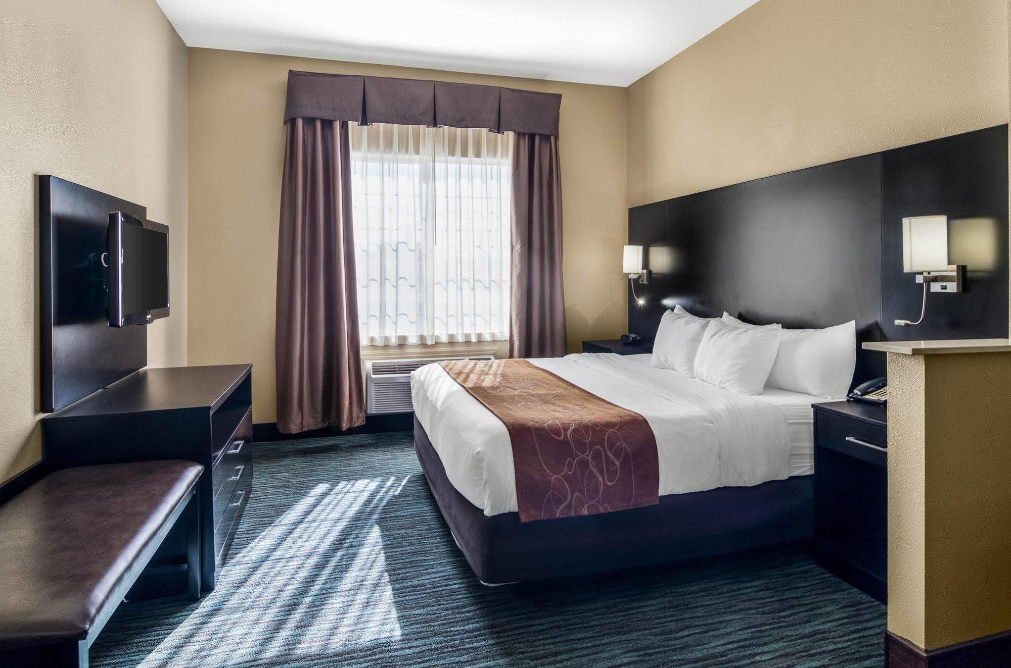 Comfort Suites Одеса Екстер'єр фото