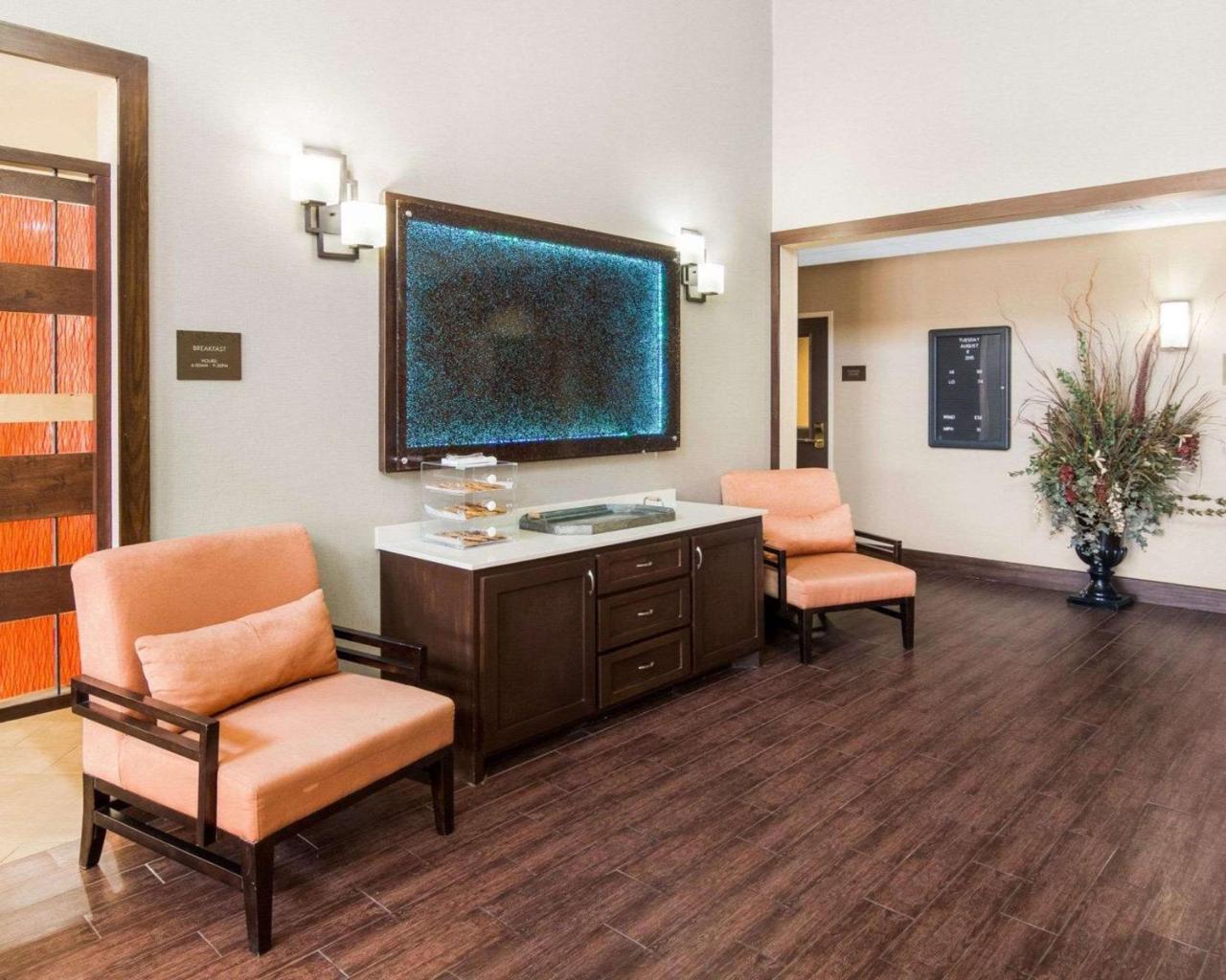 Comfort Suites Одеса Екстер'єр фото