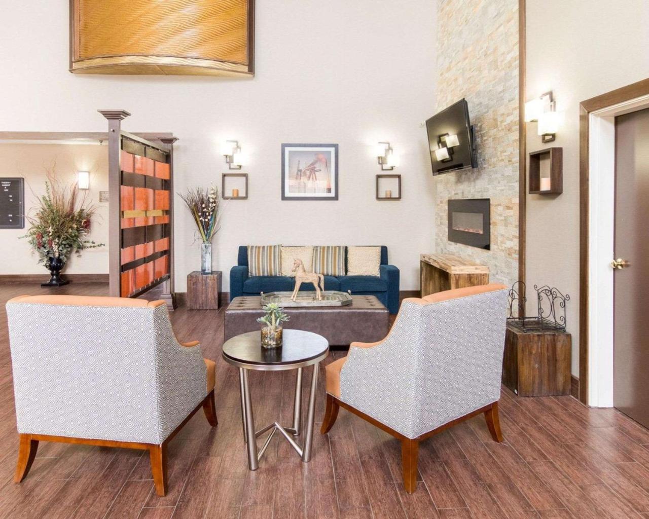 Comfort Suites Одеса Екстер'єр фото
