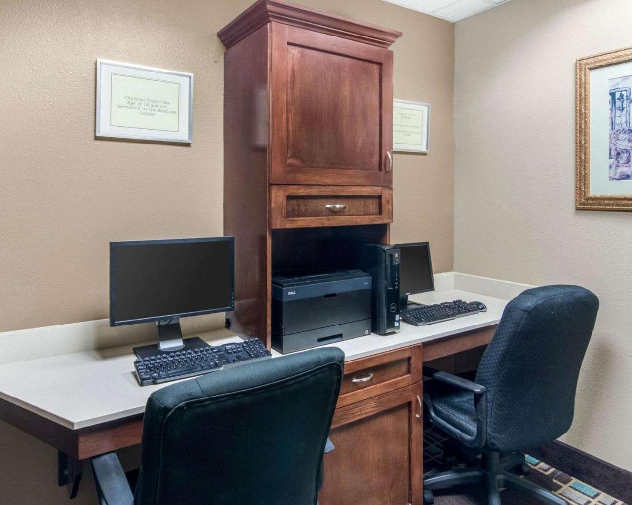 Comfort Suites Одеса Екстер'єр фото