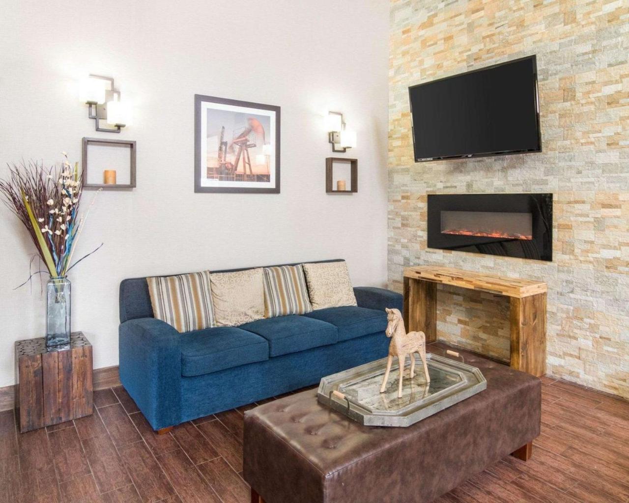Comfort Suites Одеса Екстер'єр фото